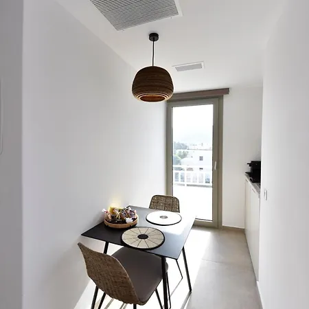 Aparthotel Anais Milos Adamantas (Milos)