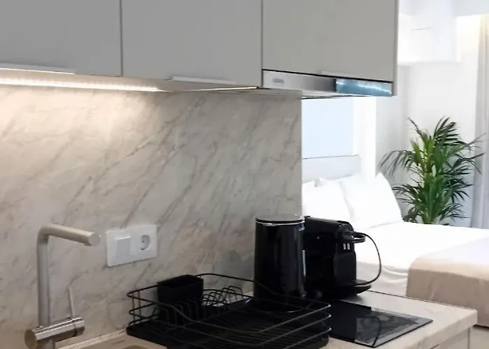 Lägenhetshotell Anais Milos