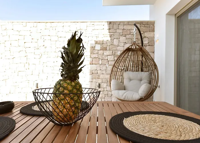 Anais Milos Lägenhetshotell Adamantas (Milos)