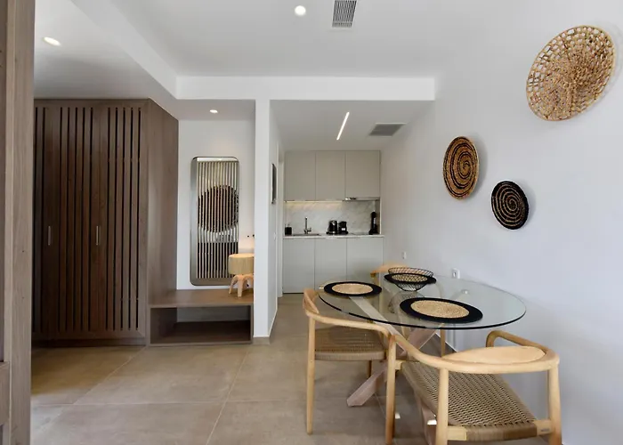 Anais Milos 4* Adamantas (Milos)