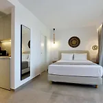 Anais Milos Lägenhetshotell 4*