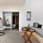Anais Milos Lägenhetshotell Adamantas (Milos)