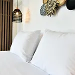 Anais Milos Lägenhetshotell 4*