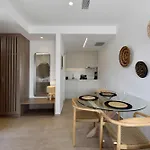 Anais Milos 4* Adamantas (Milos)