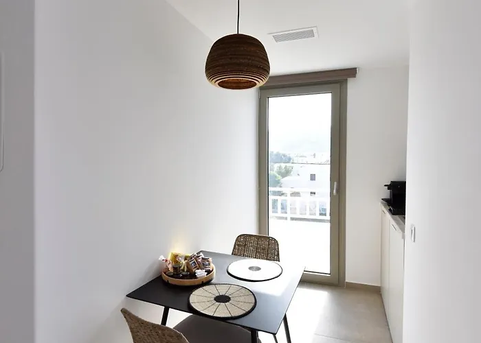 Lejlighedshotel Anais Milos Adamantas